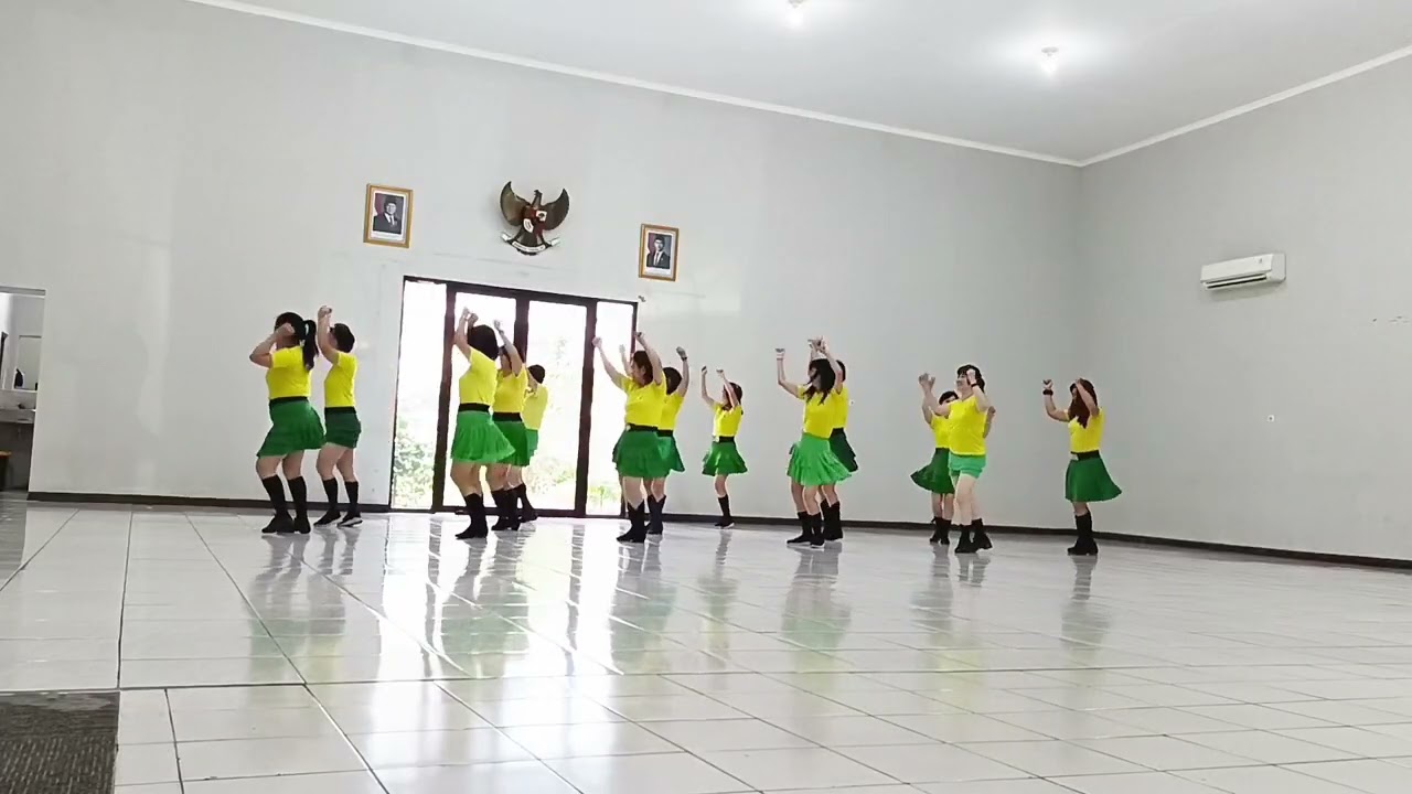 Let's go Loud - Beginner Line Dance - Choreo Rini Son ( KOR ) Febuary 2026 