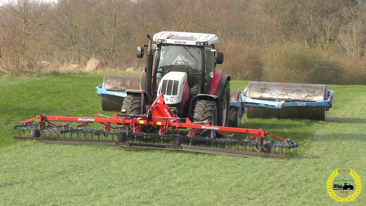 Steyr 6135 Profi / Hatzenbichler Striegel  / 3 X Wiesenwalzen 2017