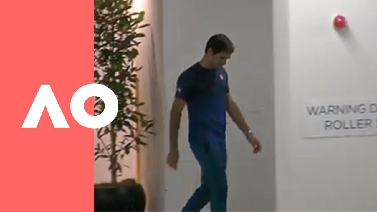 Roger Federer exits Melbourne Park after 4R loss | Australian Open 2019