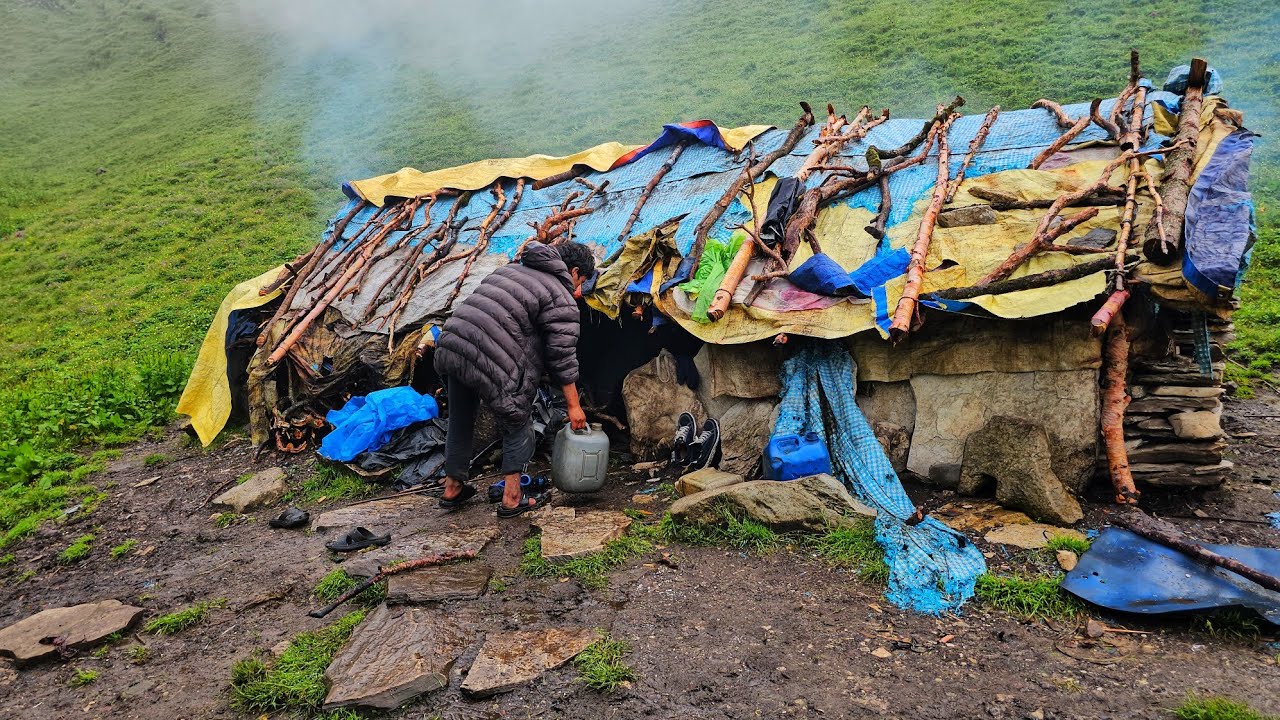 Best Nepali Mountain Village Life | Rainy Season | Daily Activity Of Remote Villagers During Rain |