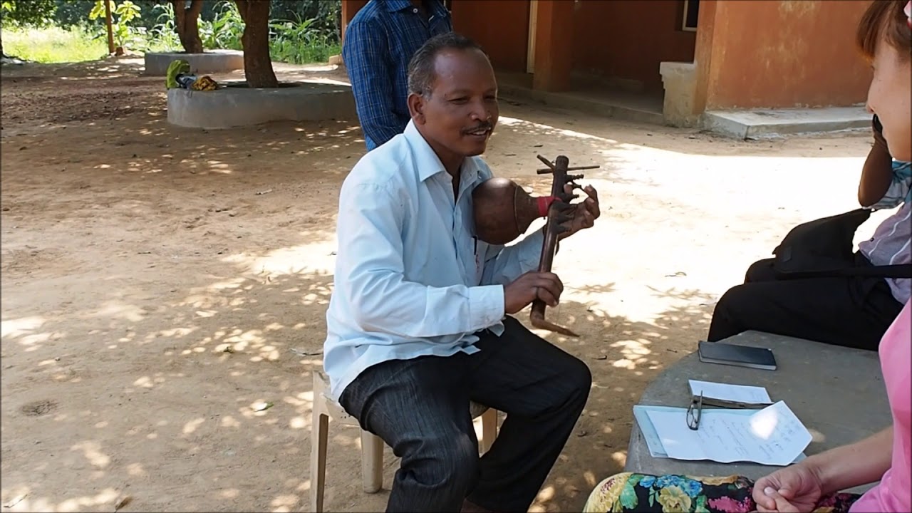 Sora improvisation: farewell to a foreign lady (Srinivas Gomango, Parlakhemundi)