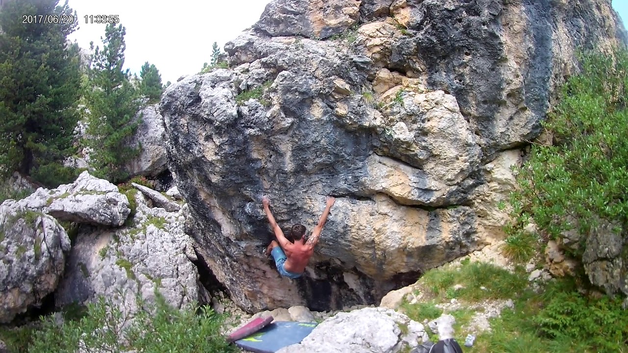 Passo sella boulder-silencer 7a