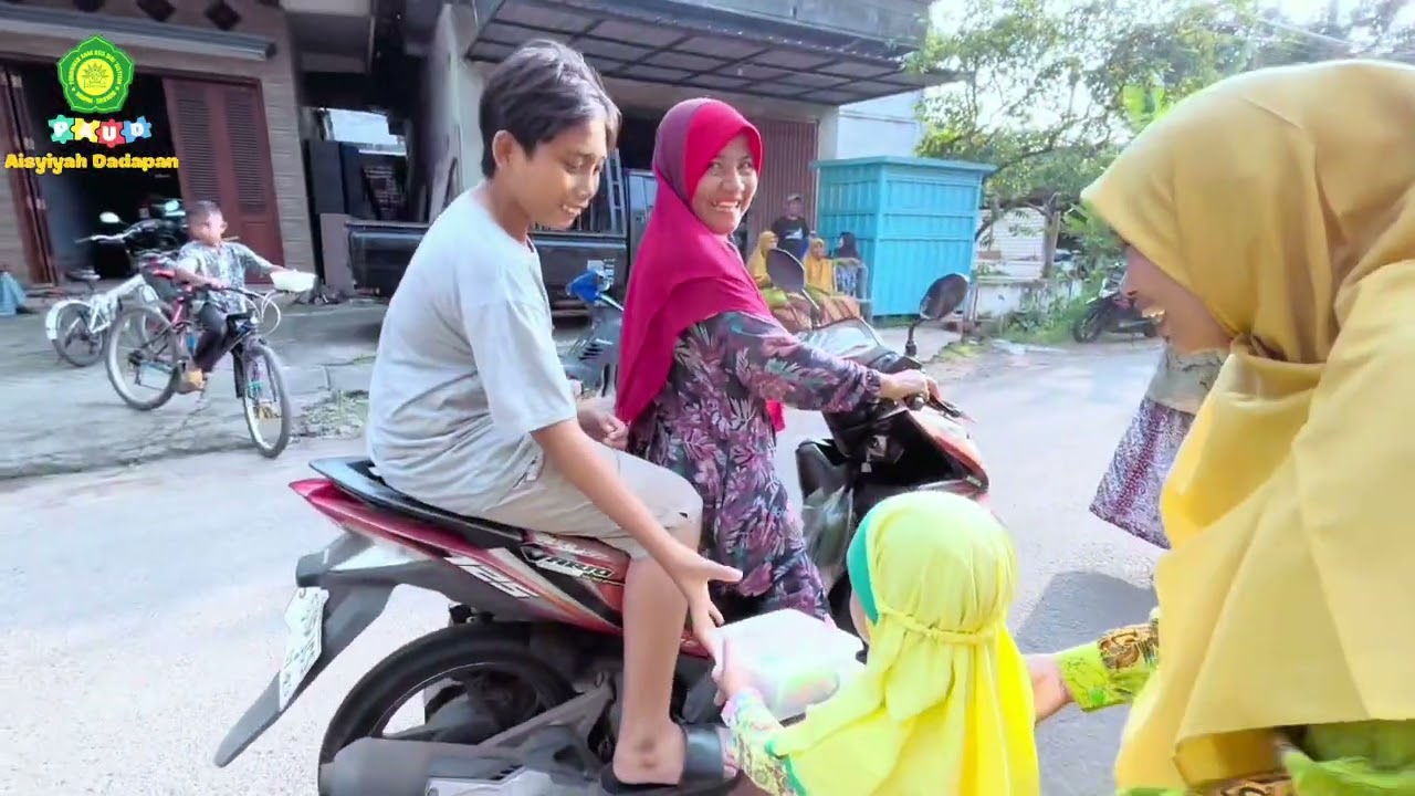 Paud Aisyiyah Dadapan Berbagi Takjil