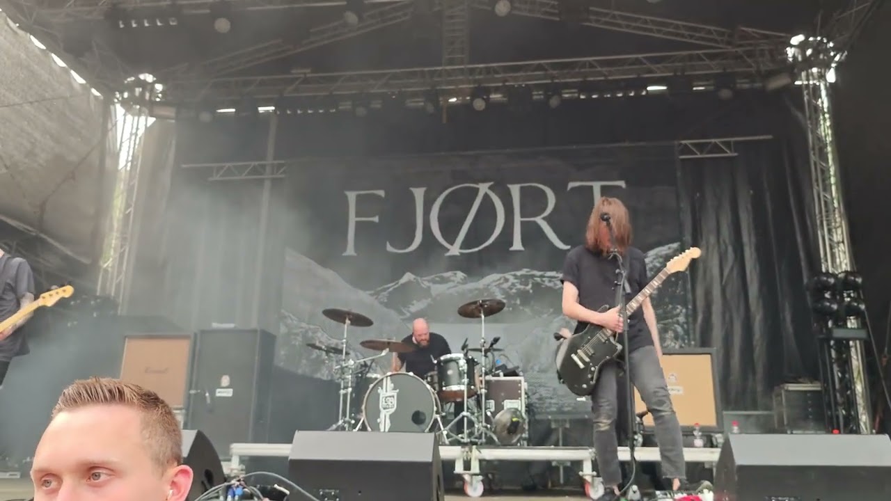 Fjørt live at Die Festung Rockt 2025