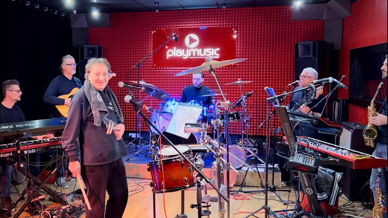 Tullio De Piscopo || dw playthedrum performance // Il Maestro in Sala Prove