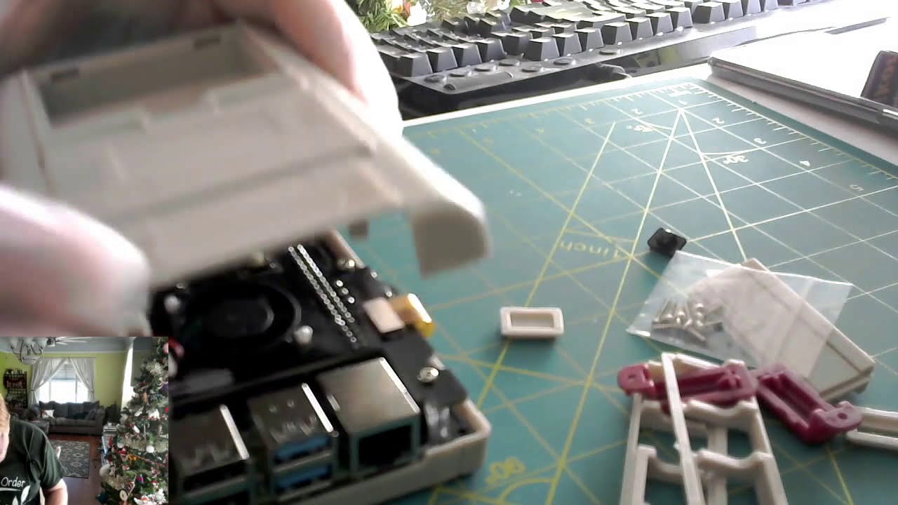 PiBoy DMG Unboxing & Assembly