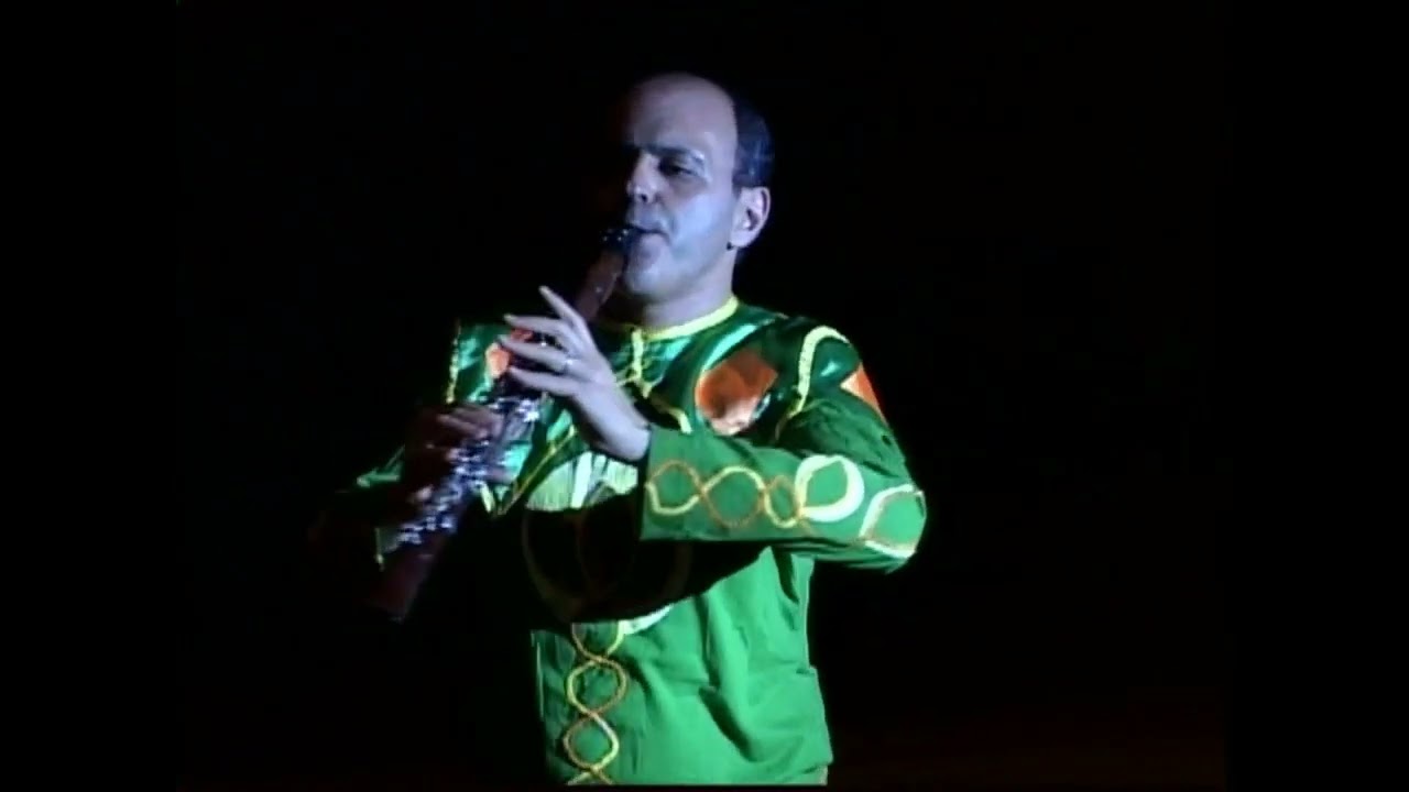 Karlheinz Stockhausen: HARLEKIN. Marcelo Gonzàlez (clarinete)