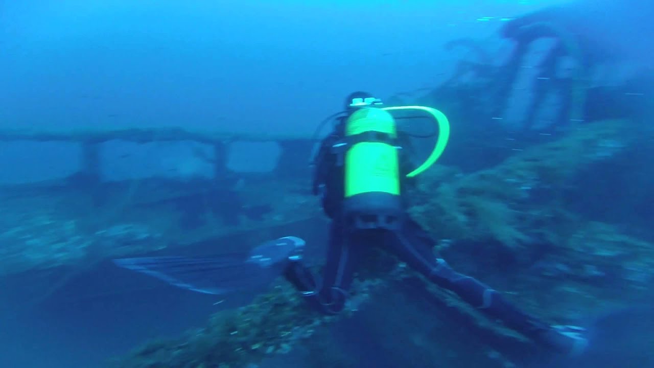 Inmersión en el barco Francisquita. Menorca Agosto 2015. HD