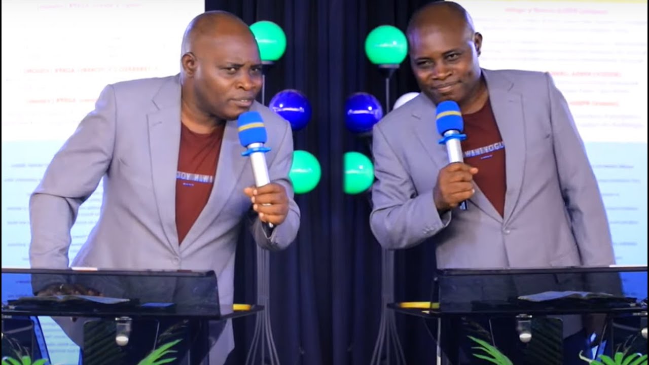 AMASENGESHO:Umuhanuzi EDOUARD Imana iramukoresheje 🥰 Avuze Imana neza weee🥰 IMANA IJE GUCA SANSENIKE