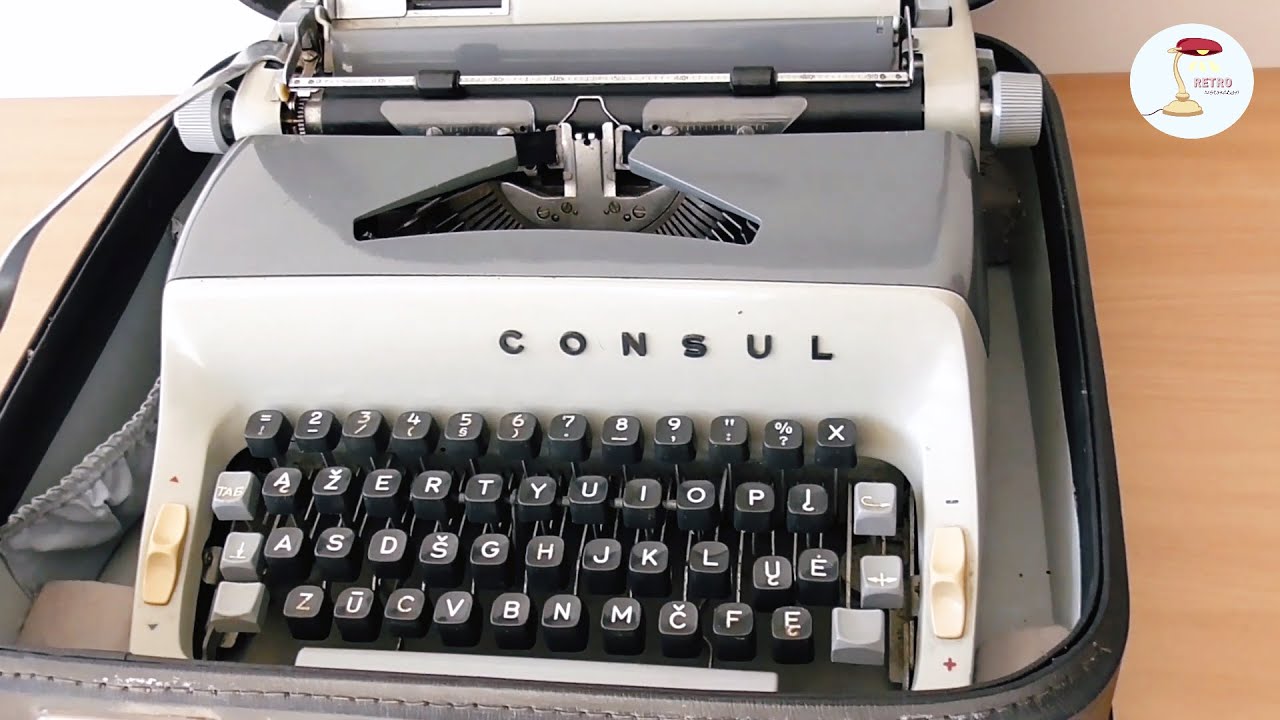 Consul 221 Typewriter Disassembly and Simple Cleaning