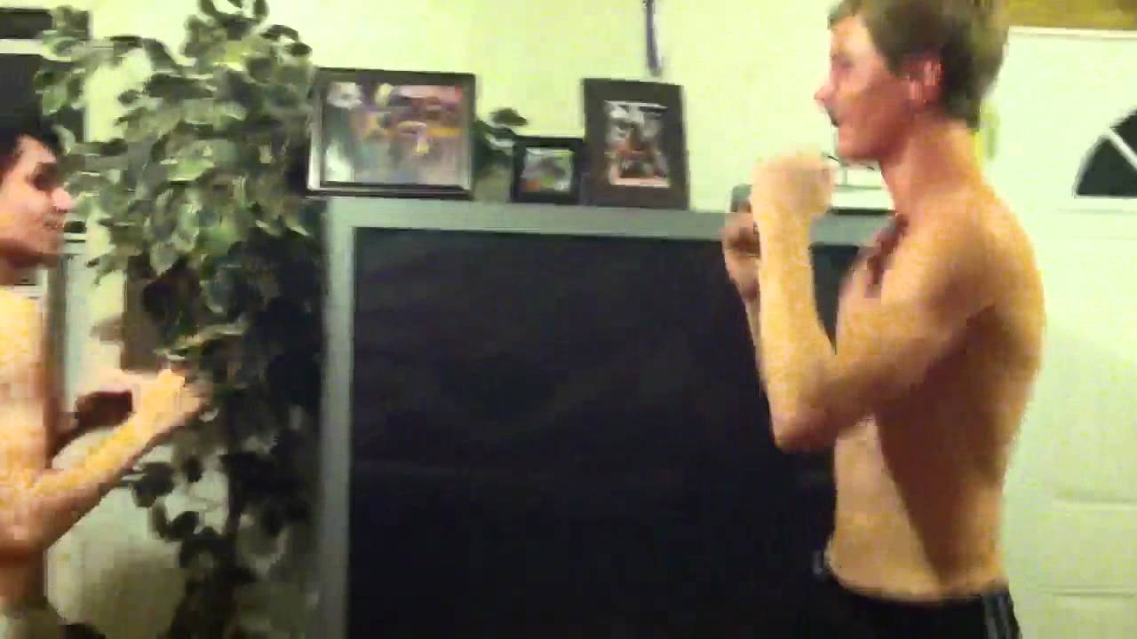 Hubert vs. Fabio slap box