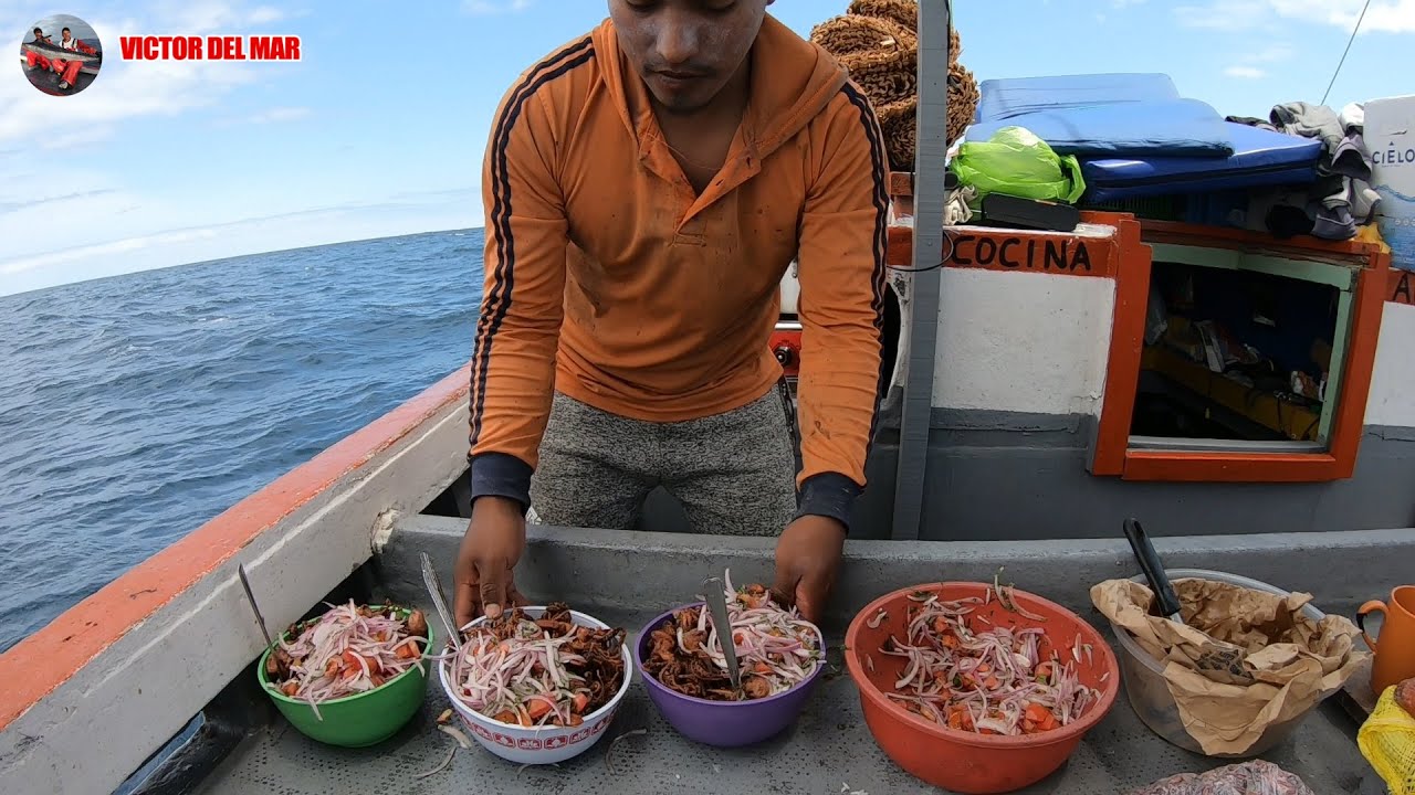 Preparando CHICHARRÓN de PULPO Caracol en Alta Mar