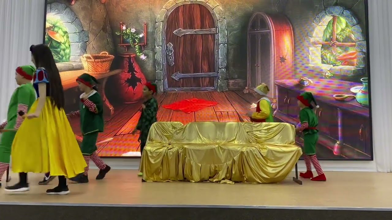 «Express Publishing шығармалары бойынша ағылшын тіліндегі «Snow white and seven dwarfs» қойылымы. 