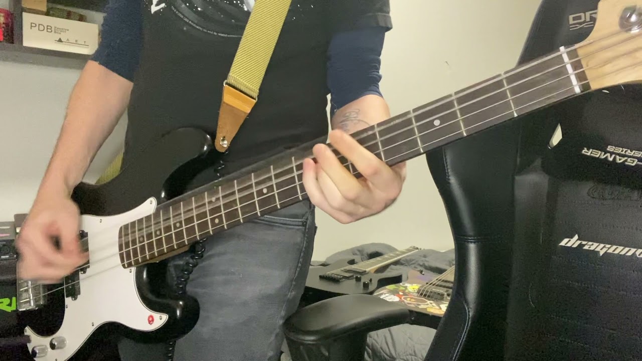 Metallica - The Shortest Straw Bass Cover Kinda (HOW I BROKE MY BASS STRING)
