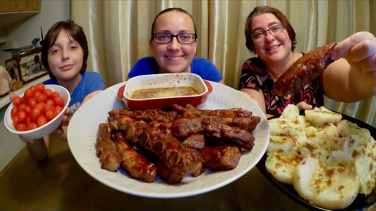 Sweet Sticky Ribs And Cheesy Potatoes | Gay Family Mukbang (먹방) - Eating Show
