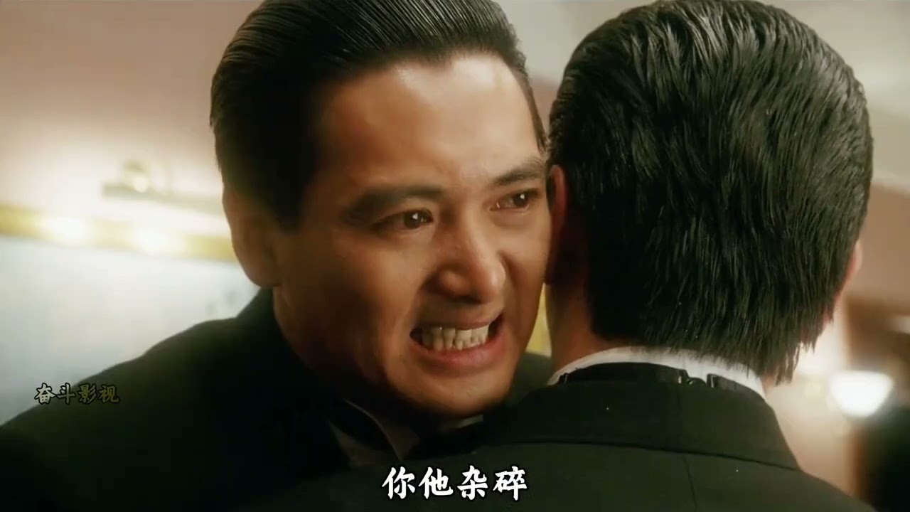 这部电影艺术成分很高，回首再看仍旧经典。#赌神#周润发#刘德华#王祖贤#张敏