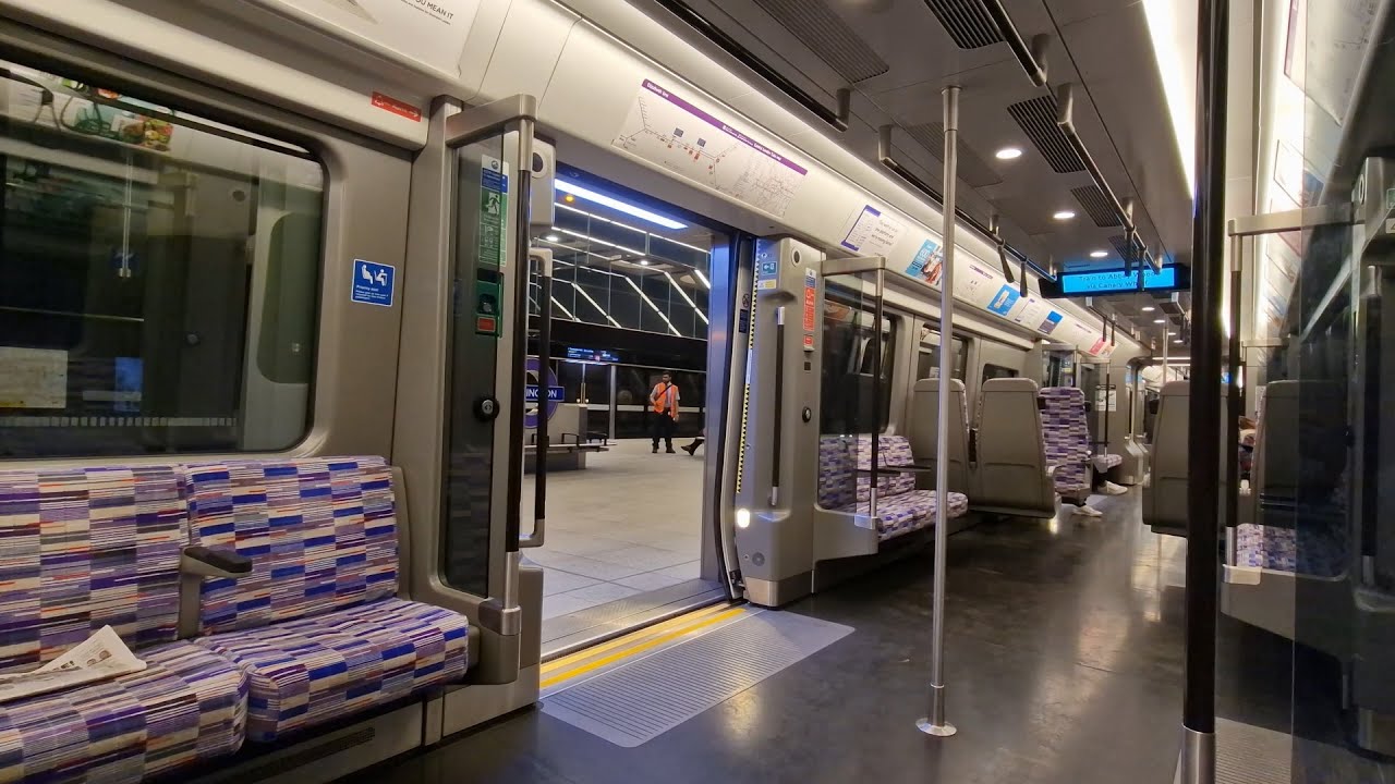Elizabeth Line Class 345 Train Journey From Paddington Station & Interchange - Bakerloo Line 1972TS