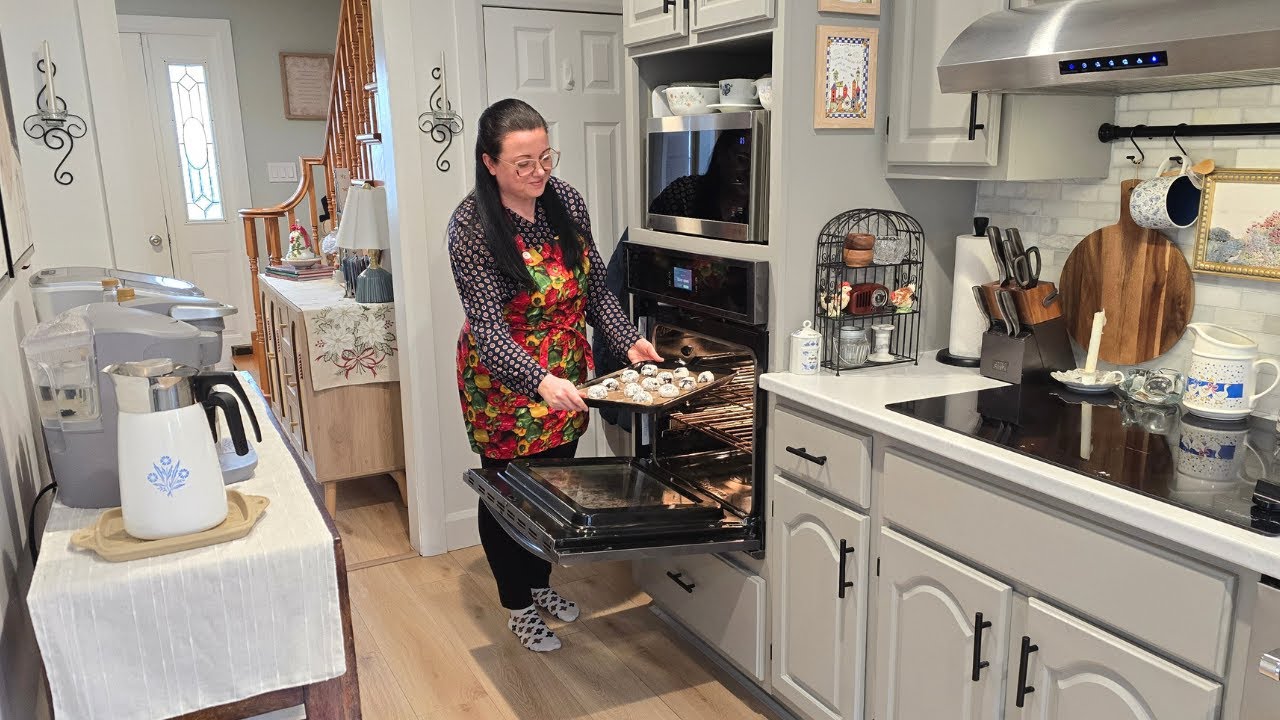 The Art of Cozy Living in the Countryside | Quiet Cooking, Errands & Simple Living