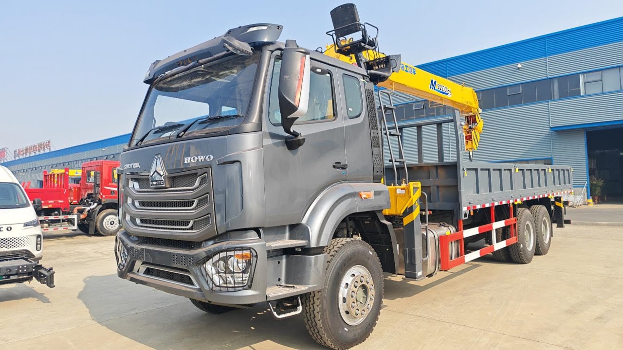 Tanzania Friendly Sinotruk NX Truck Mounted 12 Tons XCMG Crane SQS300-4