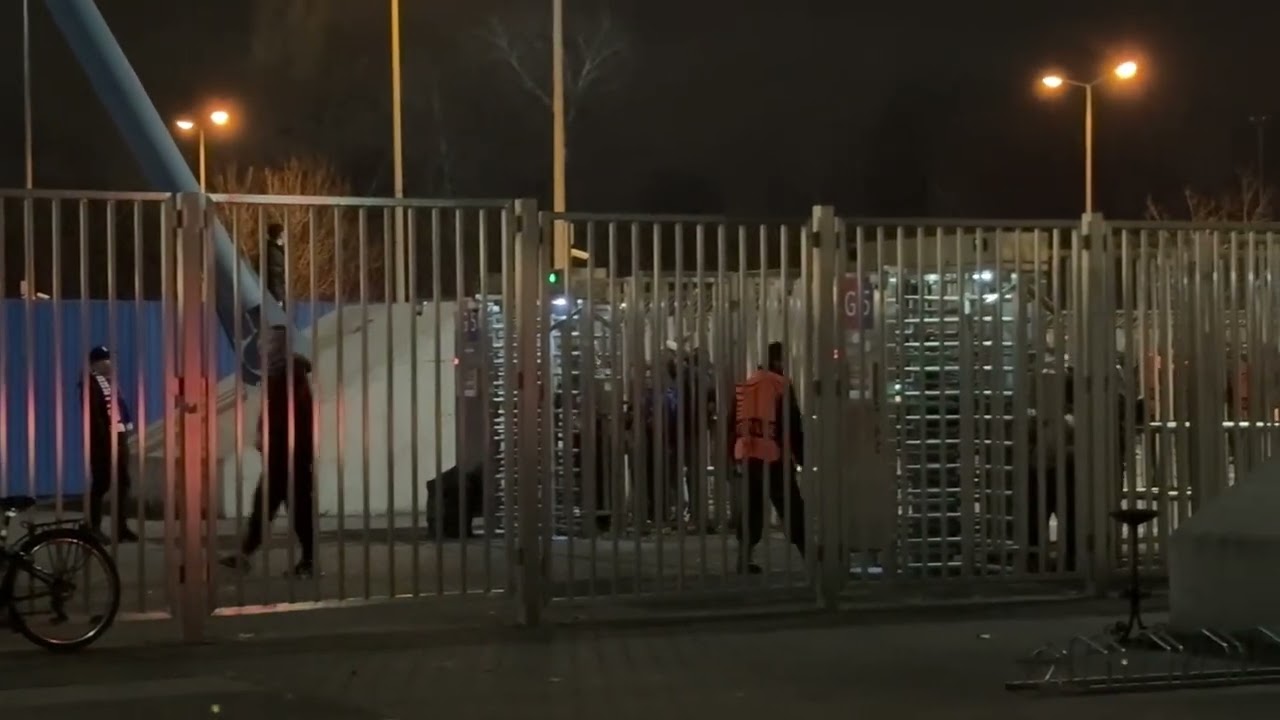 SZACHTAR - LECH | LECH I CRACOVIA WCHODZĄ NA SEKTOR GOŚCI #LECHPOZNAŃ #CRACOVIA 