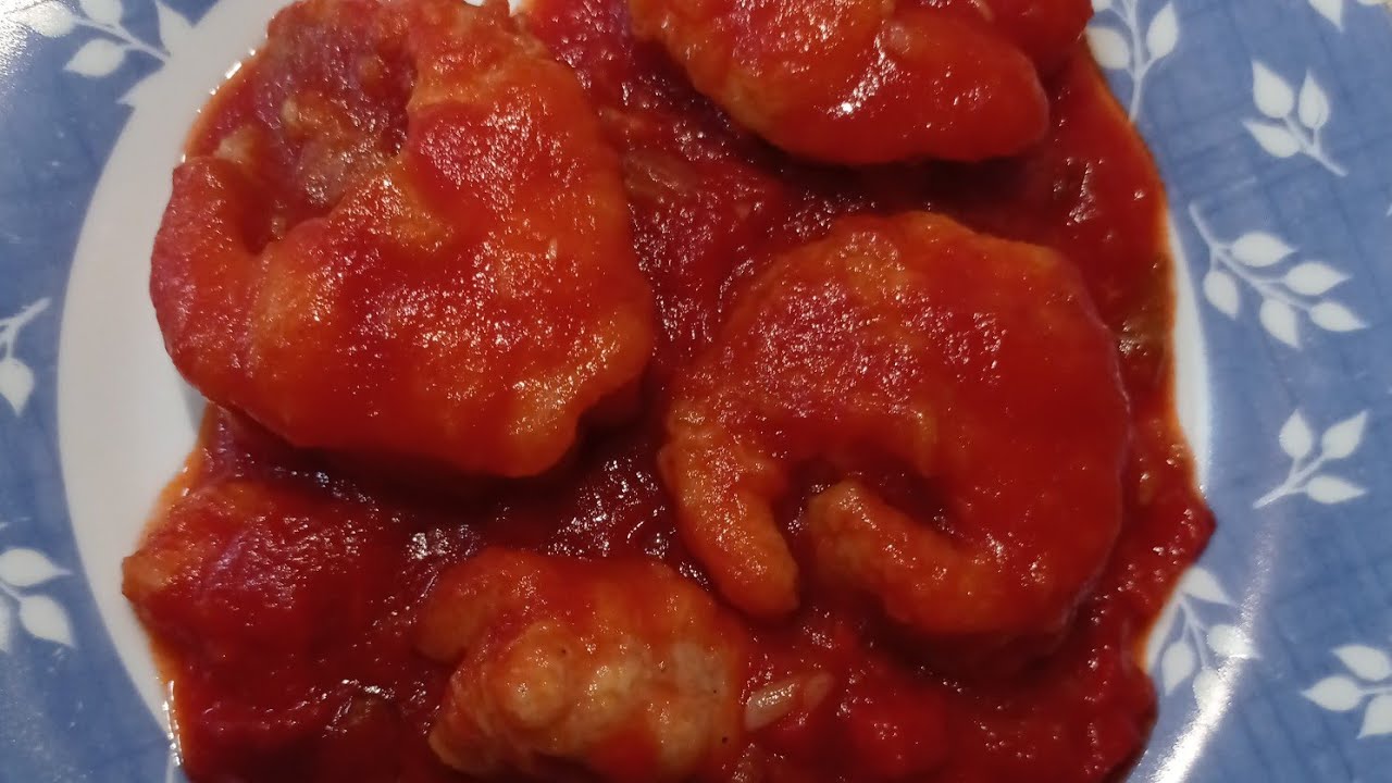 CAZÓN CON TOMATE