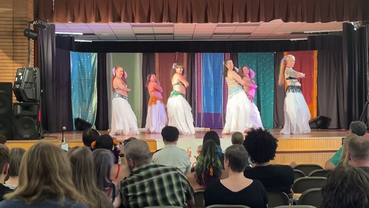 Wysteria performing at the 2025 Utah Summer Dance Festival!