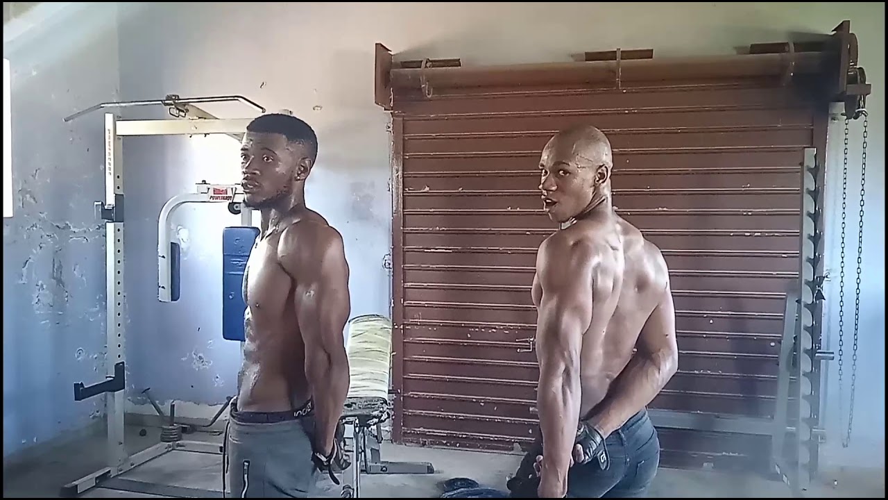 Random flex with my friend| Gym|Bodybuilding