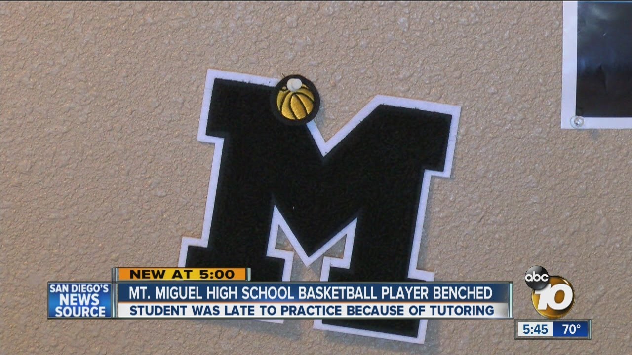 Student athlete kicked off team for choosing tutoring over practice