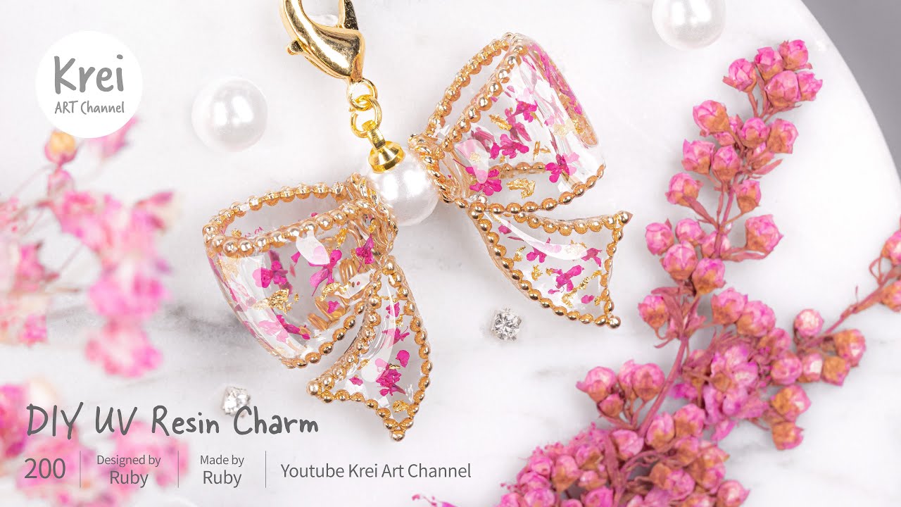 【UV レジン高難易度の製作】ドライフラワーを使って、DIYブレスレットチャーム〜♪ UV Resin - DIY Bracelet Charm with Dried Flower