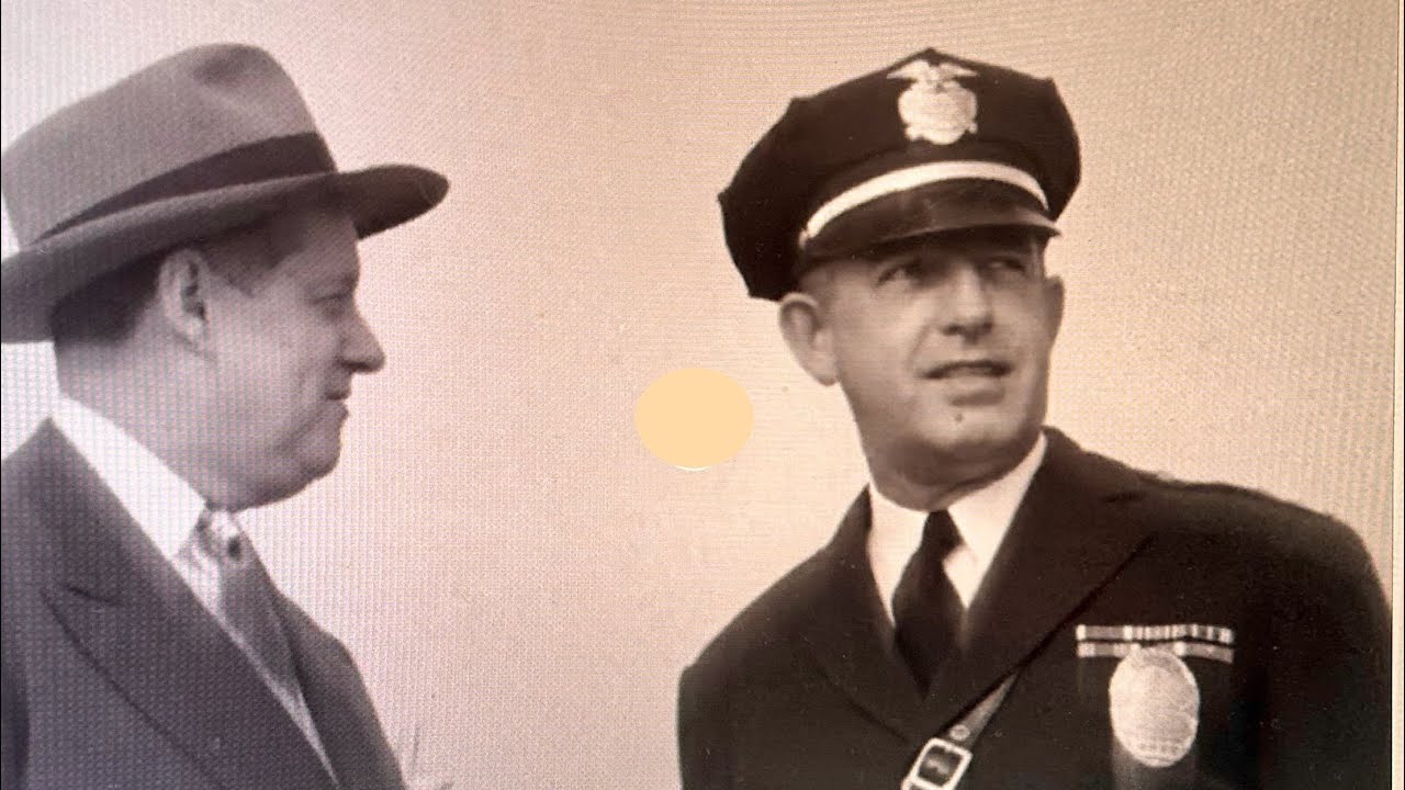 Vintage Los Angeles Police: LAPD escort opening of new 101 Freeway - 1950