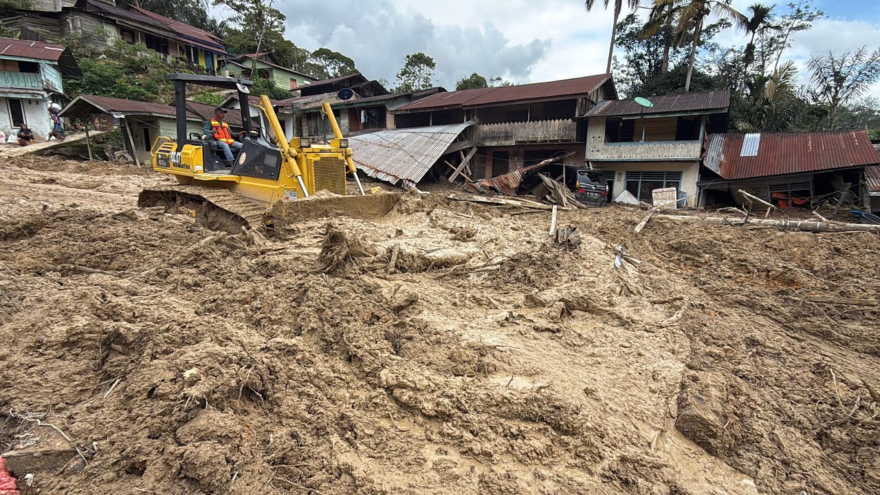 BULLDOZER AKHIRNYA DATANG‼️4 ALAT BERAT SEKALIGUS PULIHKAN BATU JOMBA SEKITAR !