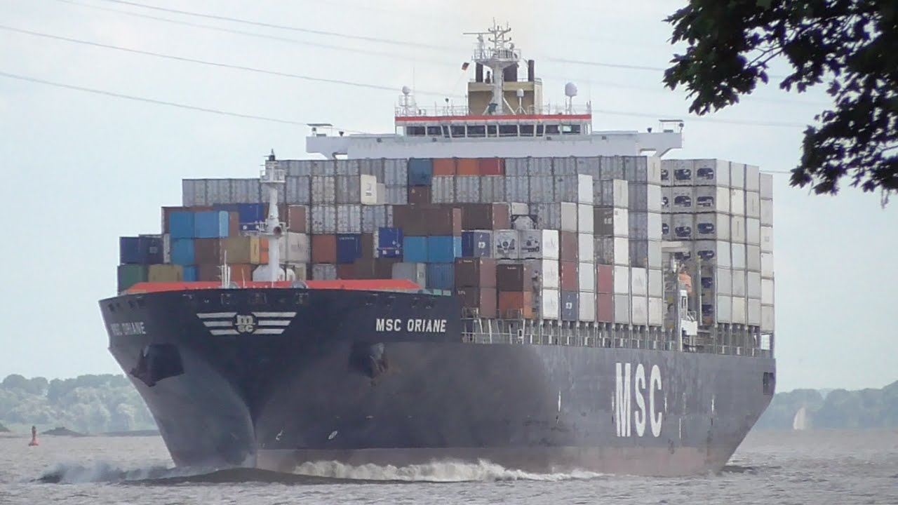 [3G] Big Ships Between the Port of Hamburg & North Sea, Stadersand, Germany 08/06/2016 &copy;mbmars01