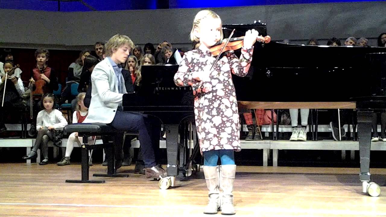 Wendel de Bruijne en Lucas Jussen, Menuet 2, Bach