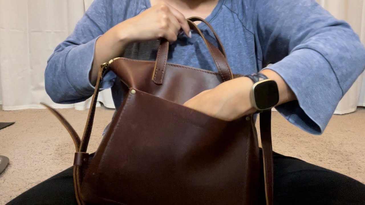 ASMR Switching my Purse (no talking or tapping)