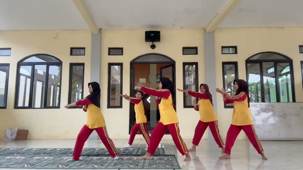 TUGAS VIDIO PENCAK SILAT TUNGGAL BAKU JURUS 1 - 3 