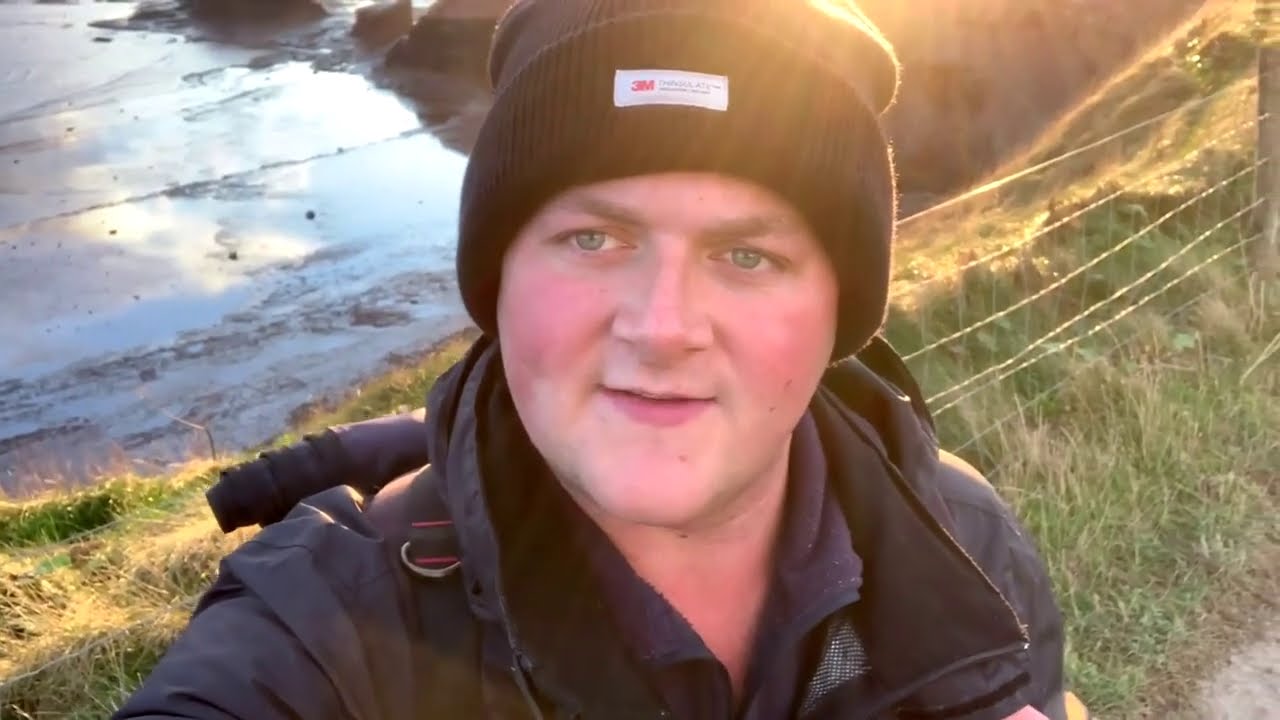 Whitby Fossil Hunting - Cliffs Under Whitby Abbey (Jet, Ammonites, Bone)