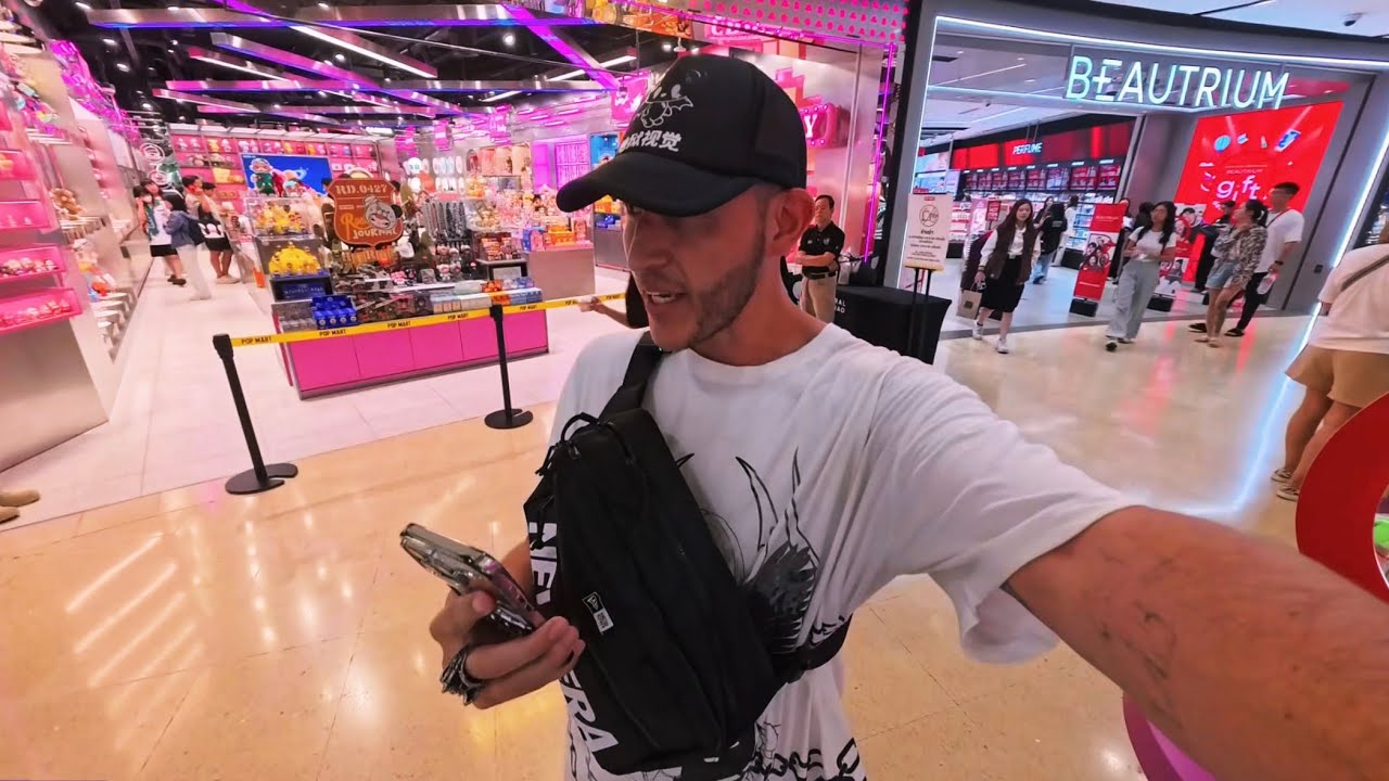 Crybaby Run at Pop Mart Bangkok