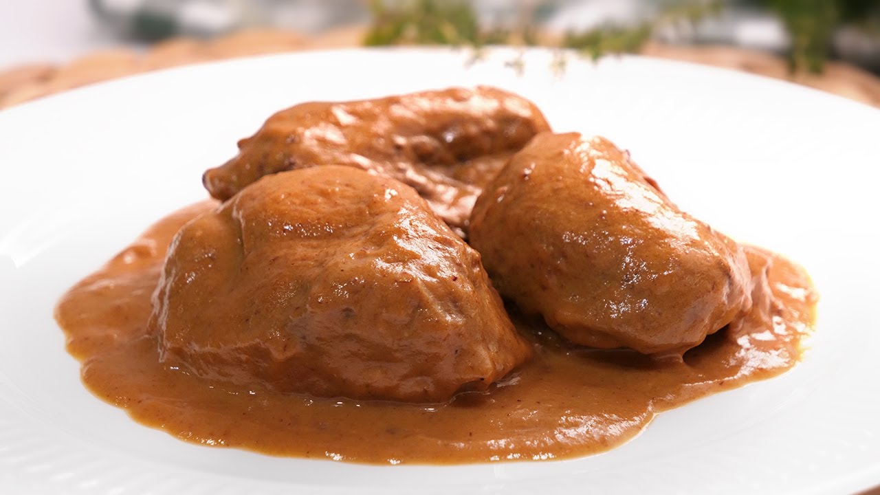 Щечки в соусе из красного вина, очень нежные и вкусные