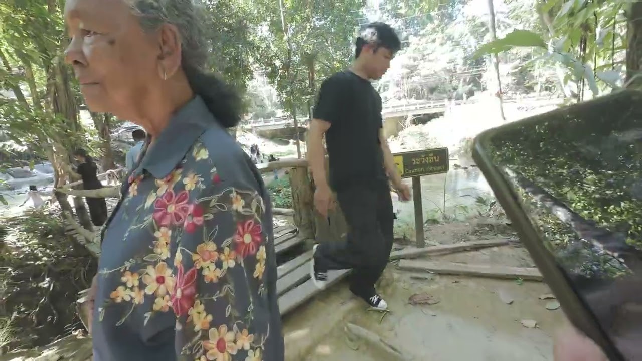 น้ำตกเกริงกระเวีย
