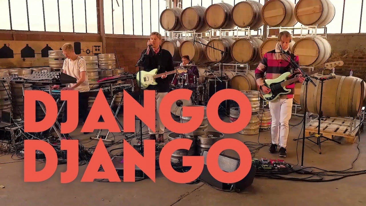 Django Django - 