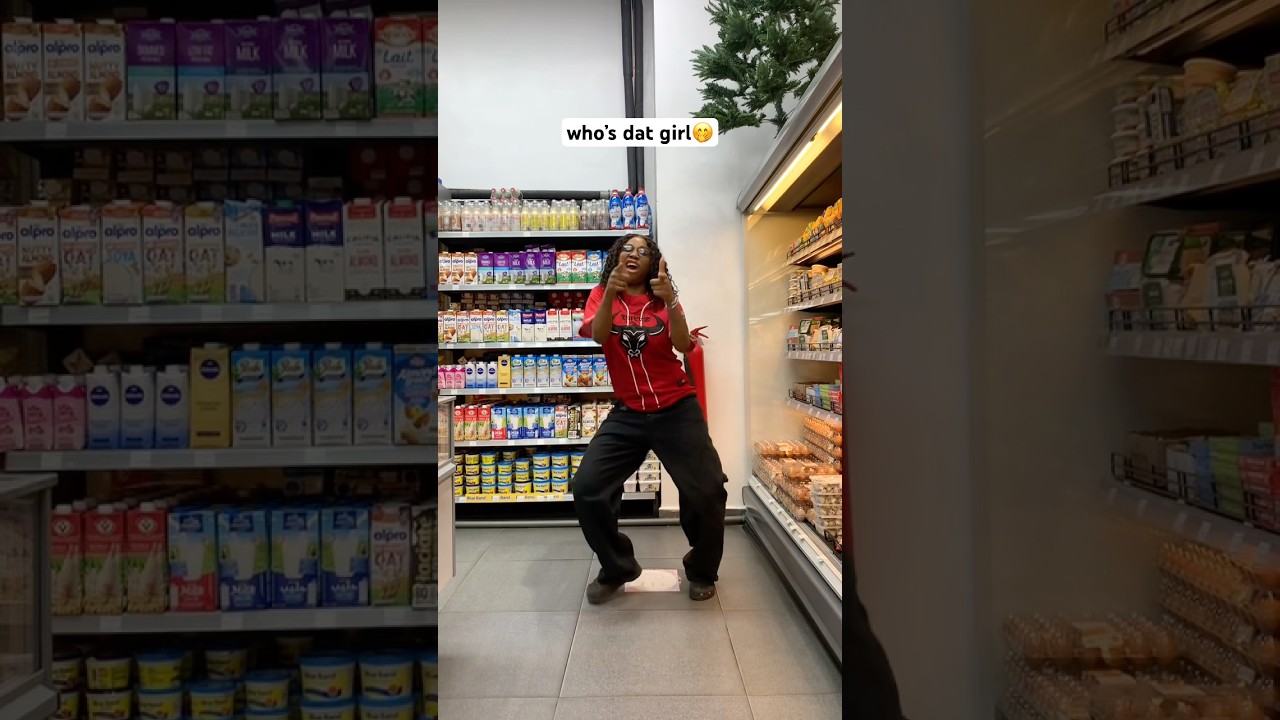 🤭😍😍 #dance #shortsfeed #ayrastarr #rema