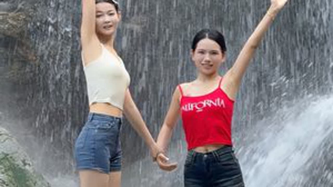 活在当夏