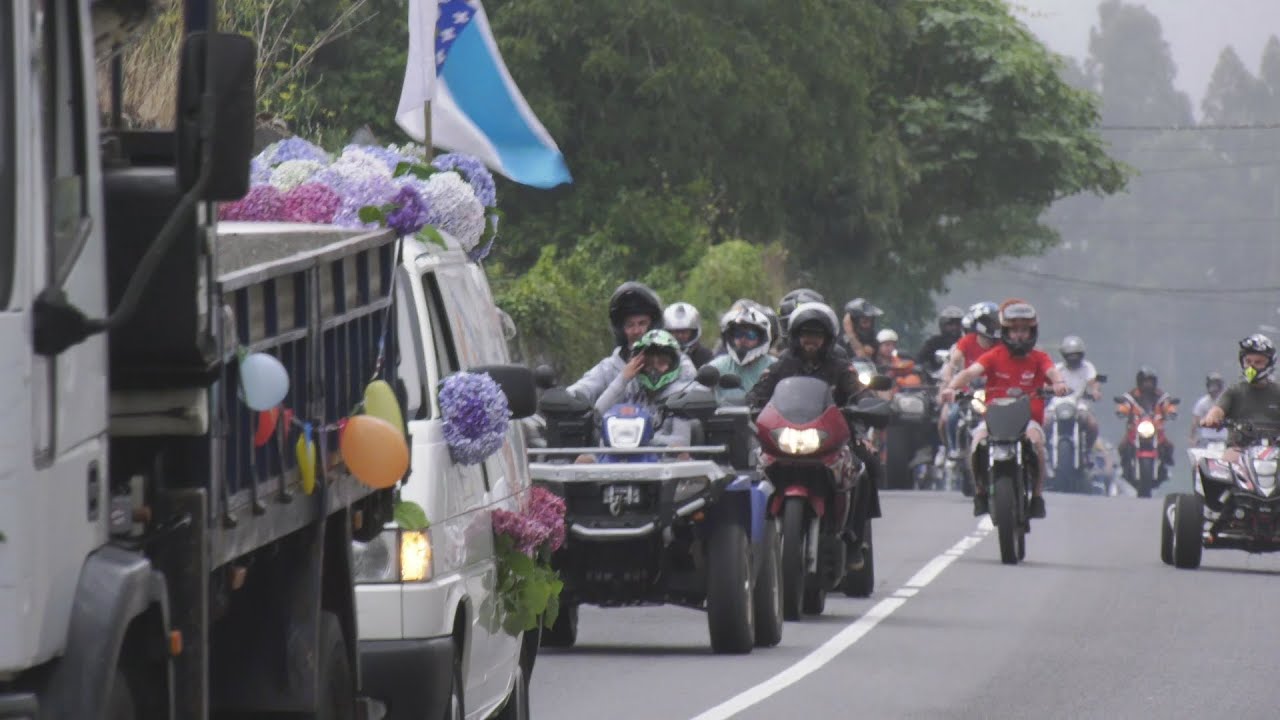 Multitudinaria 'caravana' na honra a San Cristovo en Outes