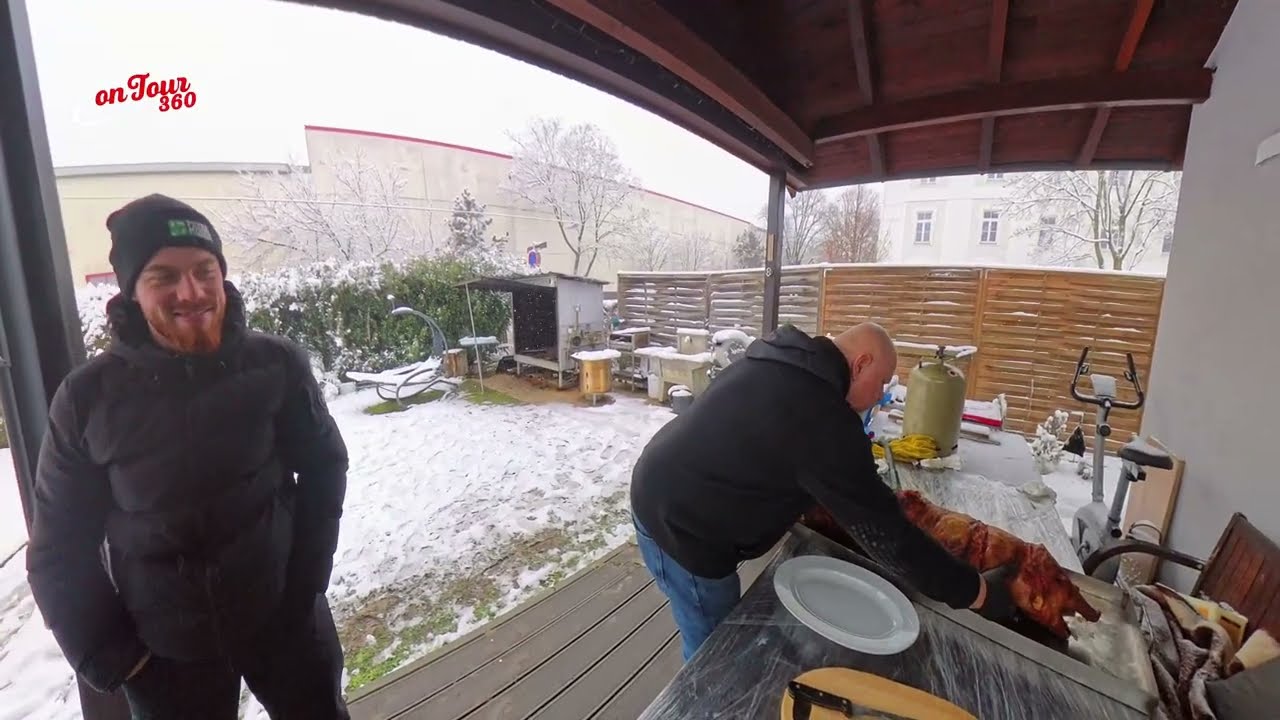 BOŽIĆNI RAŽANJ: Kad Jozo potpali, sve miriše! (2 praseta odjednom) 🔥🐖