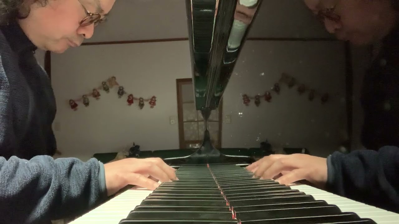 Piano improvisation No.10372