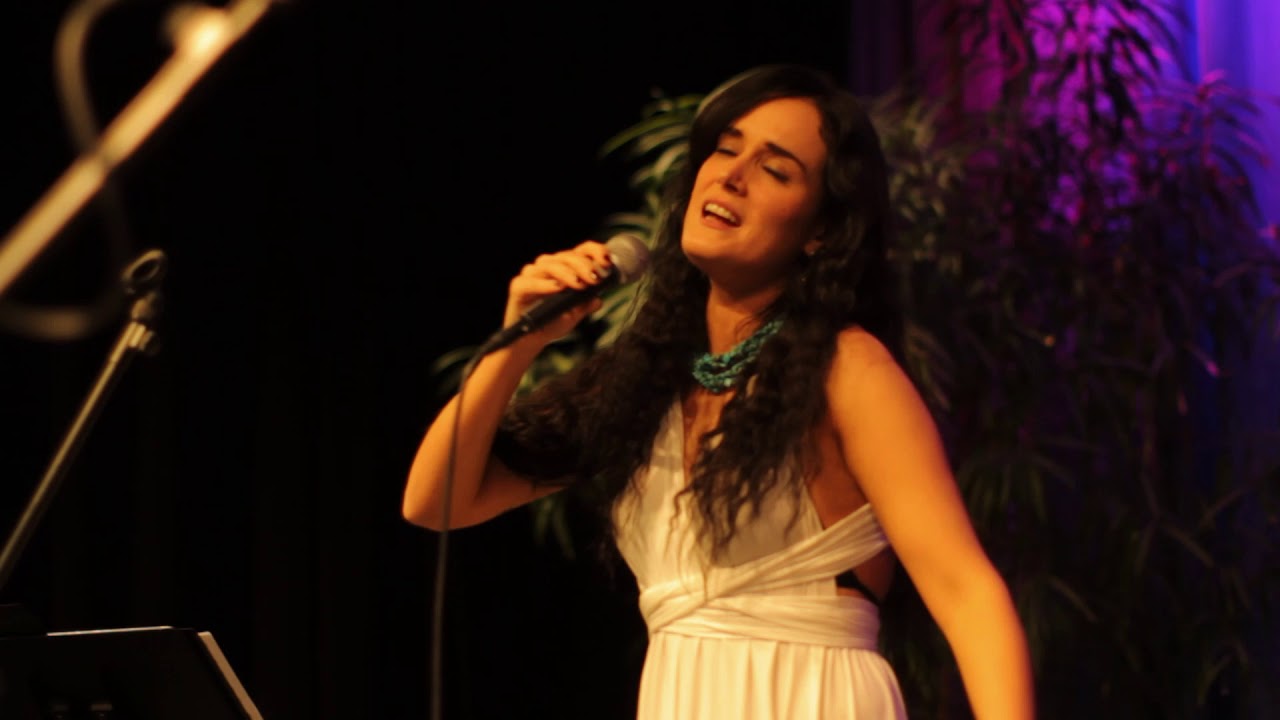 NAOMI: Easy (Commodores Cover by Naomi Kraft & Stefan Varga)