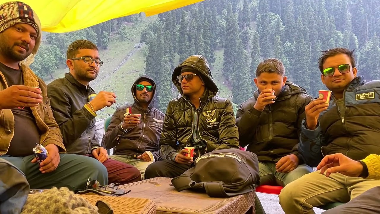 Snapshots of Delhi to Leh trip 2022