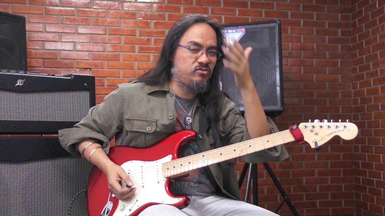 Progresiones : Metal Old School (VIm - V -IV)