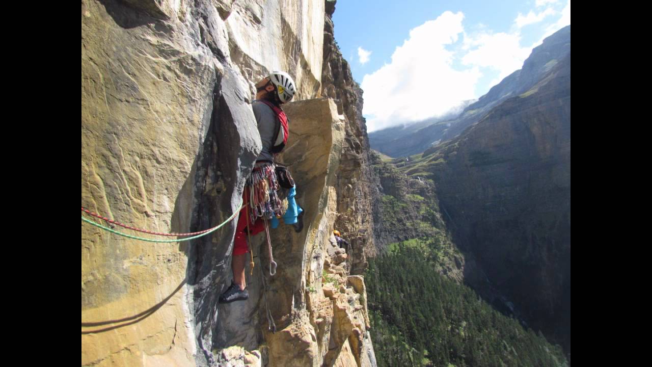 ZARATUSTRA escalada al   