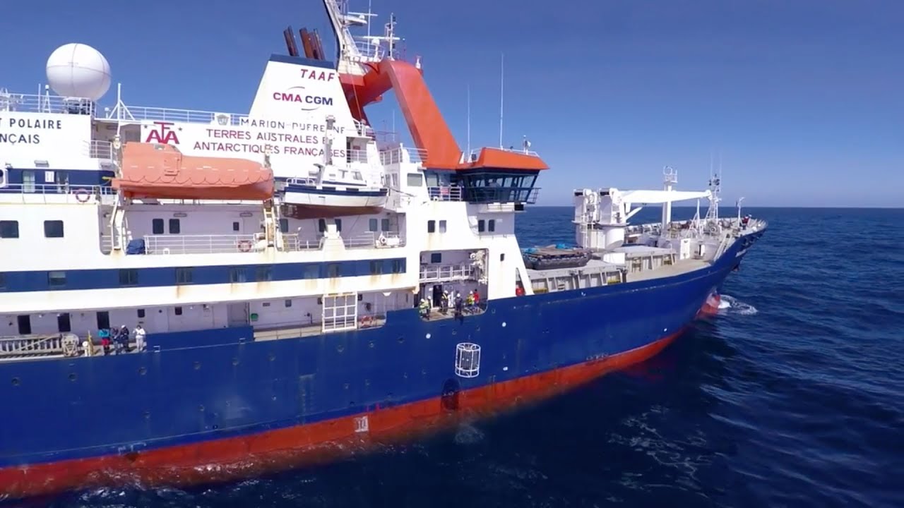 Reportage / Mission océan Austral #4 – Le Marion Dufresne, laboratoire flottant